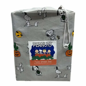 Berkshire Peanuts Snoopy Woodstock Halloween 3 PC Twin Sheet Set Mummy Pumpkins